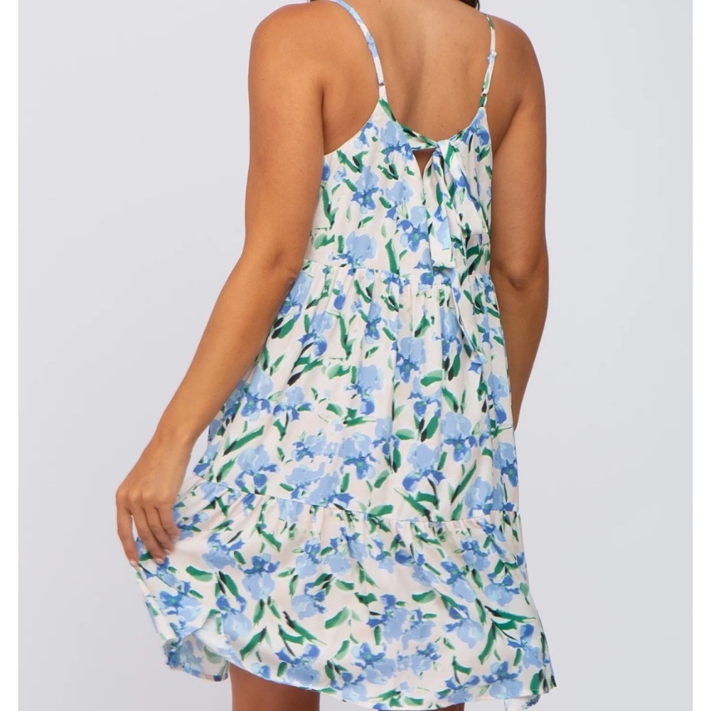 Dress - Picture 4 of 4